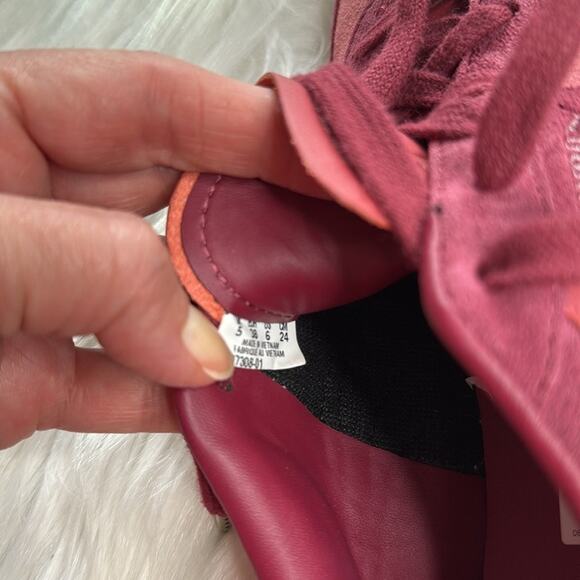 Puma x Palomo Team Regal Red Passionfruit Sneakers - Picture 10 of 11